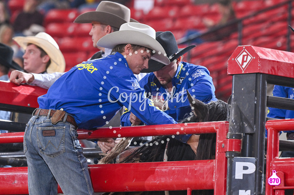 STACE SMITH WORLD BRONC FUTURITY FINALE 12-8-23 13702